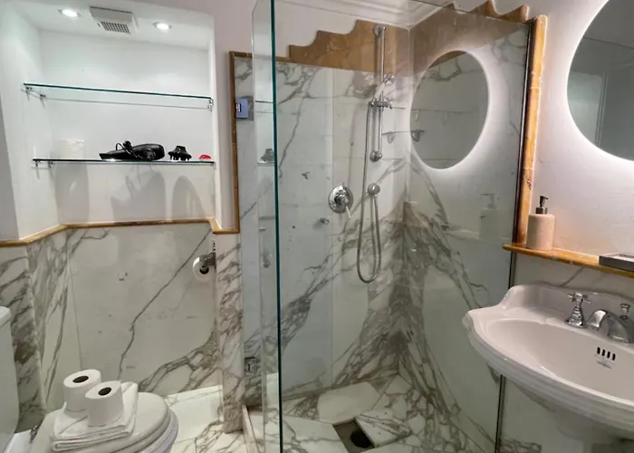 The Heritage - Grand In Historic Daire *