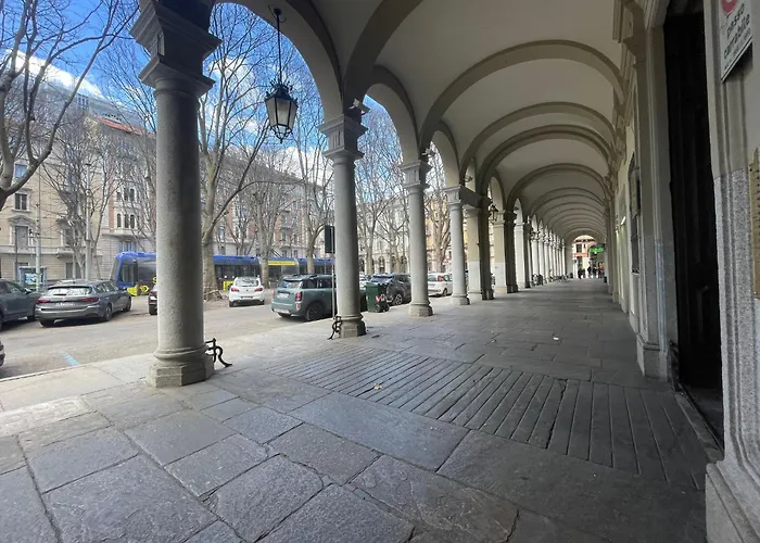 The Heritage - Grand In Historic Apartament *