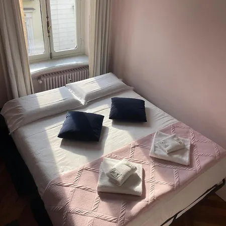 The Heritage - Grand In Historic Apartamento *