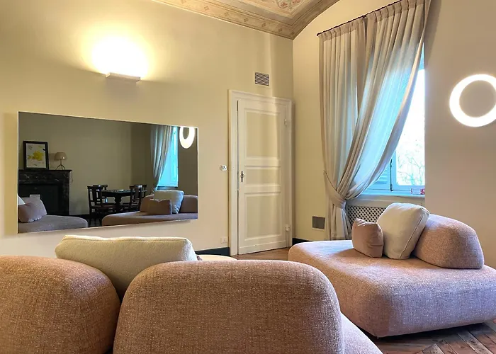 The Heritage - Grand In Historic Appartamento