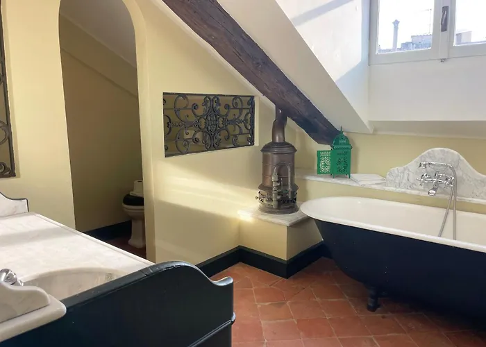 Apartment The Heritage - Grand In Historic *