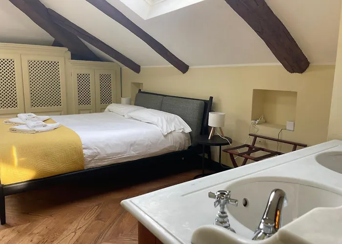 The Heritage - Grand In Historic Apartment Turin